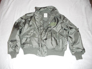 US Air Force Pilotenjacke Winter oliv gebraucht - MEGOHA-ARMY.jpg